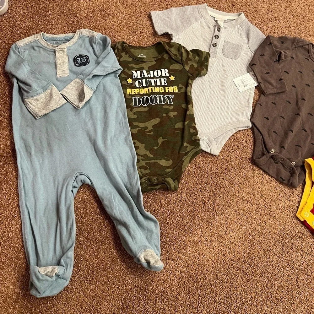 Bundle of 17 Boys Clothing Pieces Size 6-9 Months Pajamas, Tops, Onesies, Pants